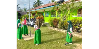 Kegiatan Upacara Bendera